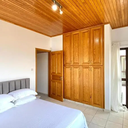 Seafront Villa Perivolia